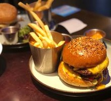 Mushroom-Flavored Beef Burger