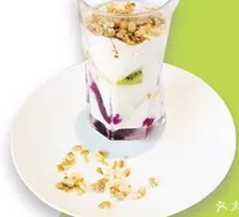 Yogurt Fruit Cup
