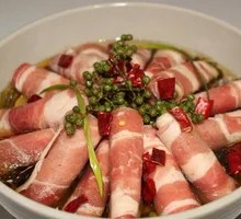 Golden Soup Beef Rolls