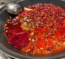 Intangible Heritage Stir-Fried Sauce Whole Red Pot