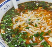 Qishan Sautéed Pork Noodles