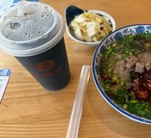 Sour Cabbage Beef Noodles