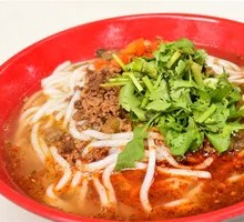 Pickled Cabbage and Pepper Frog Rice Noodles