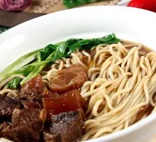 Beef Noodle Soup with Half Meat and Half筋