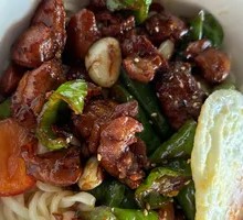Stir-Fried Chicken Noodles