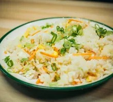 Egg and Green Pepper Rice Bowl