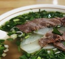 Beef Daoxiao Noodles with Separated Broth