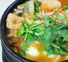 Spicy Potato Noodles in Clay Pot