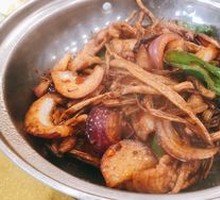 Spicy Tea Tree Mushroom Hot Pot