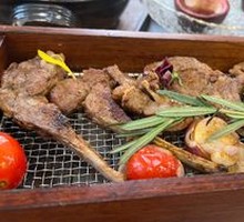 Smoked French Lamb Chops