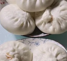 Radish and Mushroom Pork Buns