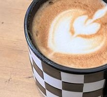 Summer Must-Have Cold Yellawo Latte