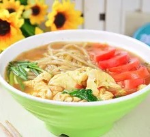 Tomato and Egg Noodles