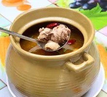 Old Duck Soup with Rice Crackers