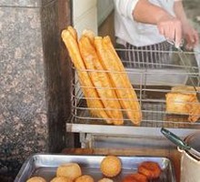 Alum-free fried dough sticks