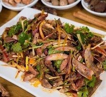 Steamed Lamb Offal in White Sauce