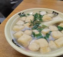 Fried Tofu with Vermicelli Soup
