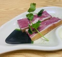 Crystal Braised Pork (Slices)