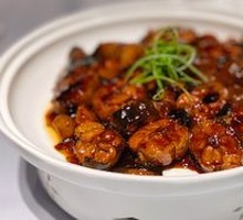 Braised Eel with Garlic