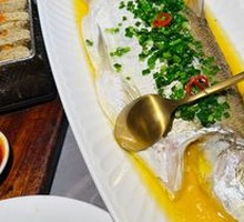 Chicken Oil Steamed White Silvery Fish