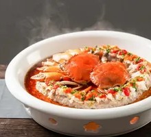Black Pork Steamed with Full-Gilled Crab