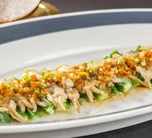 Steamed Clams with Golden Garlic and Okra