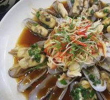 Scallion and Ginger Clams