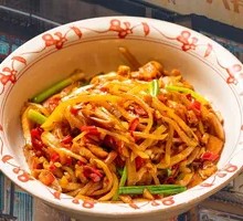 Sour Radish Stir-Fried Pig Tripe