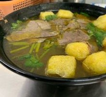 Pan-Fried Beef Dumplings with Vermicelli Soup