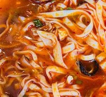 Qishan Sautéed Pork Noodles