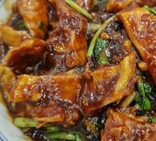 Freshly Stir-Fried Noodles with Single Sauce