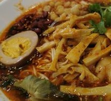 Sour Spicy Bamboo Shoot Noodles