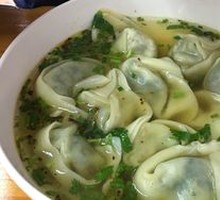 Chinese Herb and Pork Dumplings