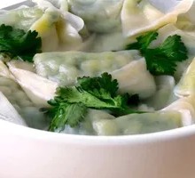 Chinese Herb and Pork Dumplings