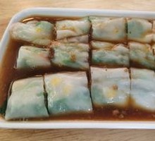 Corn and Lettuce Rice Noodle Roll