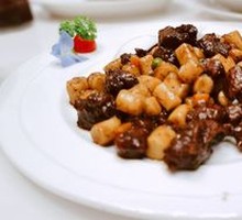 Black Pepper Beef and Rice Noodles Stir-fry