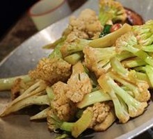 Spicy Cauliflower in Hot Pot