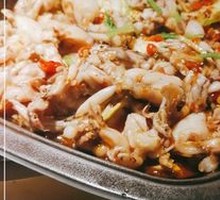 鲜嫩香辣味蛙锅