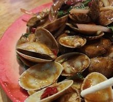 Spicy Stir-Fried Clams