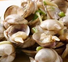 Scallion Ginger Clams