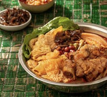 Fried Pig's Feet Luosifen