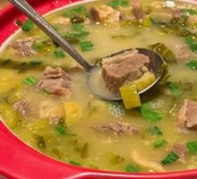 Snowflake Beef Rib Stewed with Pickled Cabbage
