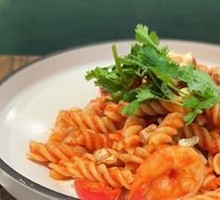 Italian Shrimp with Tomato Sauce Pasta