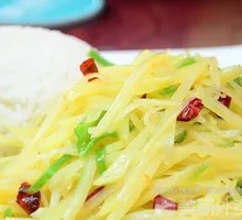 酸辣土豆丝盖浇面