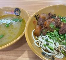 Half Meat Half筋 Noodles