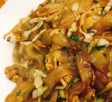 Three Delicacies Fried Egg with Rice Noodles