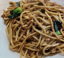 Stir-Fried Noodles with Shredded Pork and Eggs