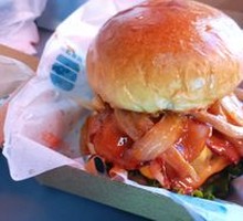 Peanut Butter Bacon Cheese Shanghai Burger