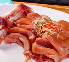 Crispy Salted Pig's Feet