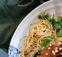 Chicken Leg Scallion Oil Noodles